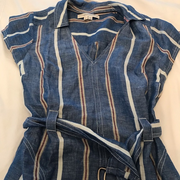 Anthropologie Dresses & Skirts - Anthropologie size 6 denim striped belted dress